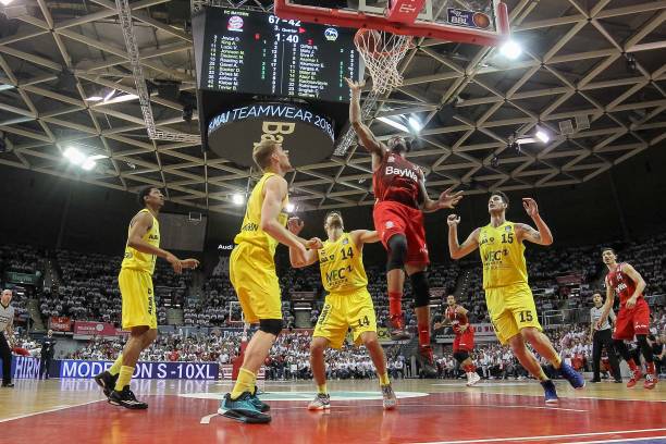 方面虽占据 方面虽占据