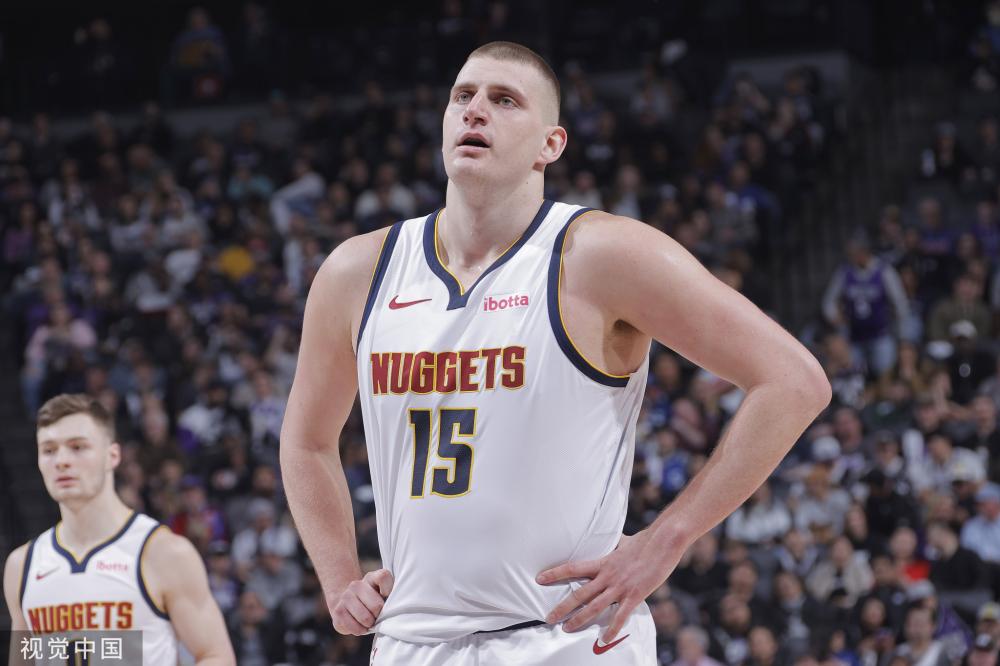 里夫斯的比 里夫斯的比